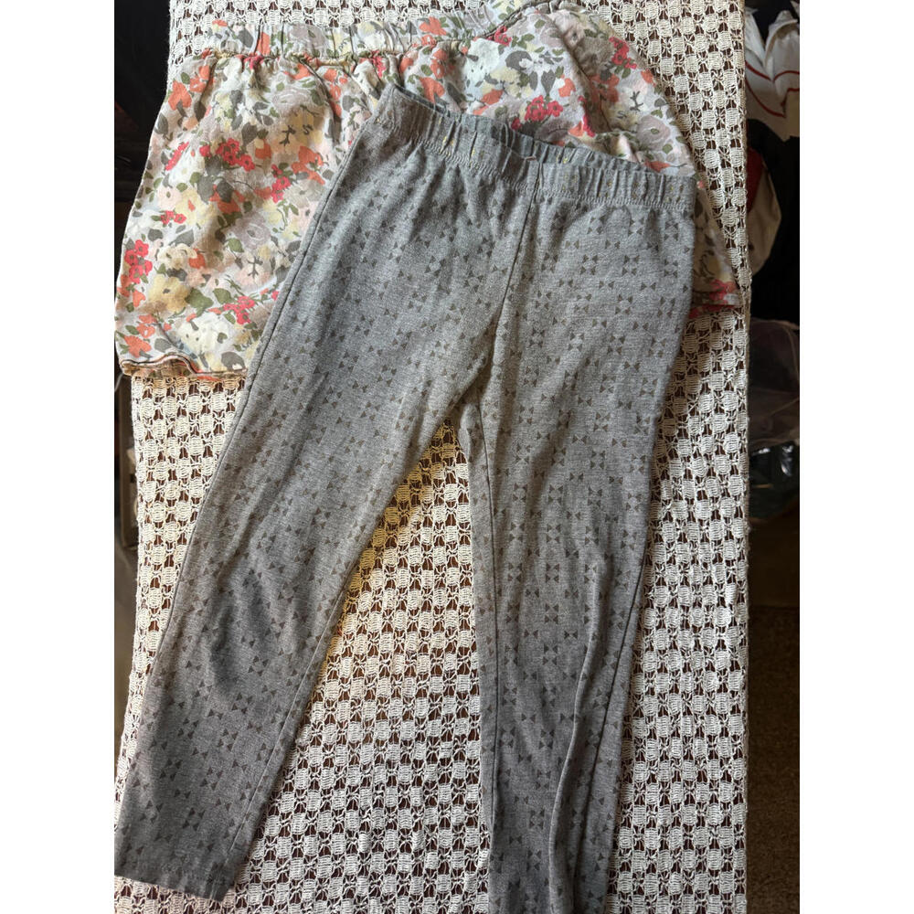 Girl's Spring/Summer Bundle OshKosh, Juicy‎ Couture, Gap Tops & Pants Size 6 - Picture 11 of 16